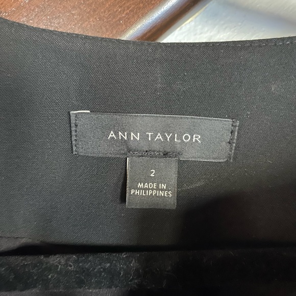 Ann Taylor peplum blazer black size 2 - Picture 2 of 3